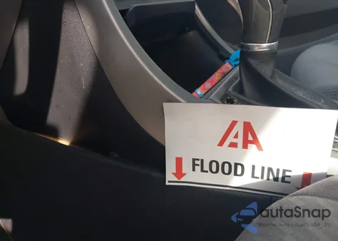 2016 Hyundai Elantra Se z USA, uszkodzony, nr VIN 5NPDH4AE4GH667713